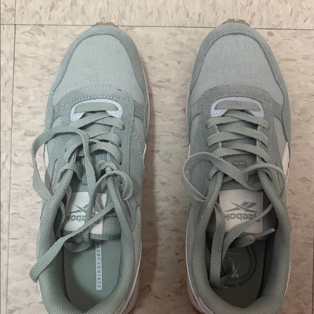 Reebok Light Green Athletic Shoes